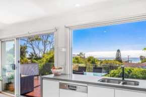 Lavish Home 4mins to the Beach Pet- Friendly House, Bawley Point